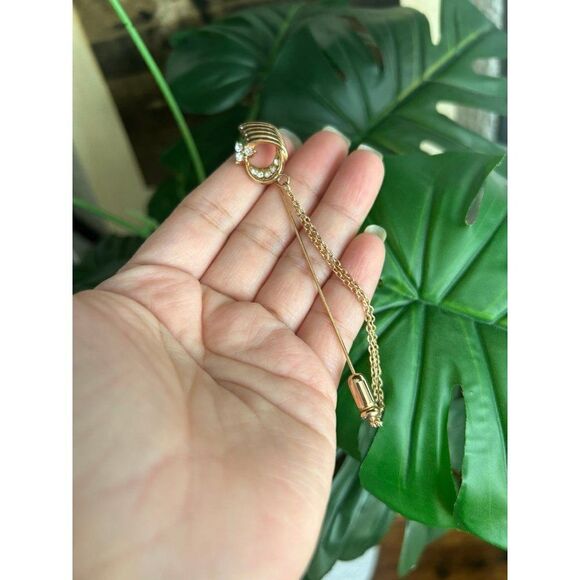 Rhinestones Pin  - Picture 2 of 3